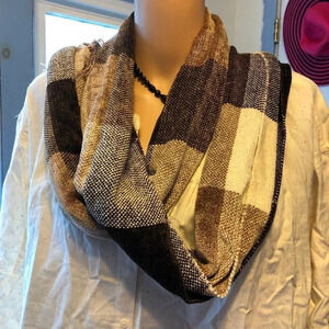 Twenty degrees women Winter scarf  size L66” W11” Multicolor